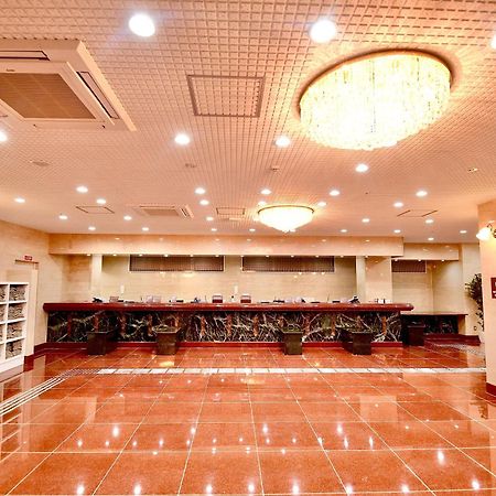 Himeji Ekimae Universal Hotel Minamiguchi Bagian luar foto