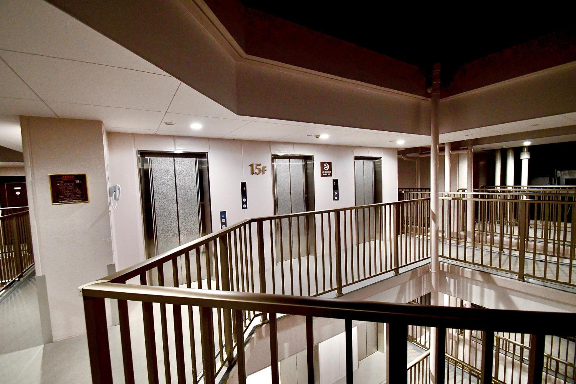 Himeji Ekimae Universal Hotel Minamiguchi Bagian luar foto